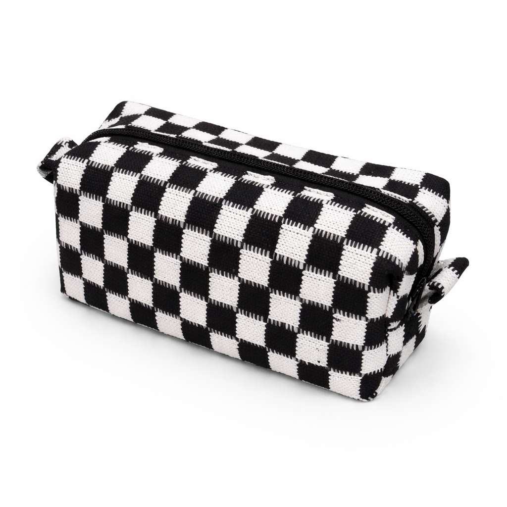 Small makeup pouch + 1 large patch